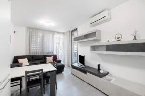 Easy Como Stay con parcheggio gratuito Collegamento con la Svizzera