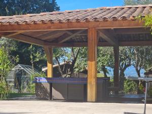 Au Bonheur et Liberté