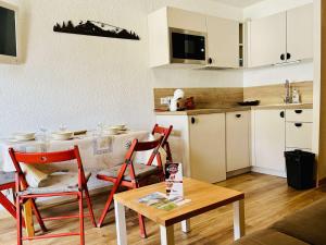 Studio cosy avec balcon, 4 couchages à Vars, proche pistes et commerces - FR-1-330B-211