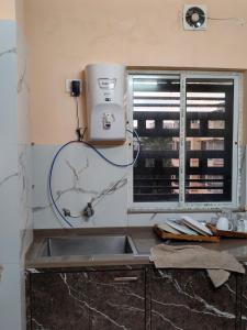 Neon Ventures Comfort Stay