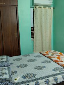 Neon Ventures Comfort Stay