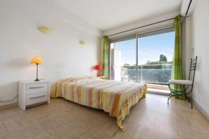 Apartment Near Beach With Sea View 2 Terraces!
