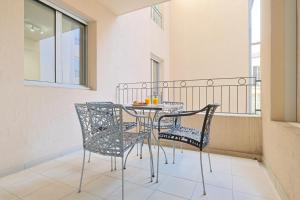 Le Suquet by Winsome Destination