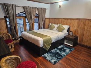 Royal Vista - Guest House