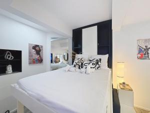 Studio lAtelier – Parking & Beaches 15 min Walk