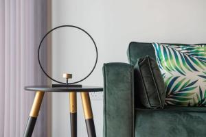 Stylish Flat in Converted Leeds Mill