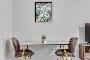 Central Birmingham Flat with Roof Terrace