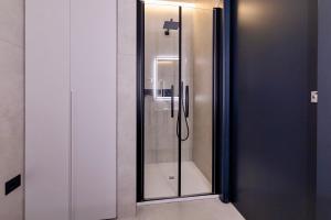 One-Bedroom Apartment with Garden