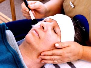 North Devon Resort Residence sea facing garden apartment