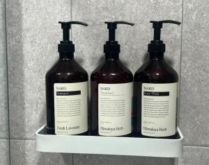 Maximum 6 people, Hongik University Station 7 minutes, Airport Bus, Free Luggage Storage, 3 Rooms, 3 Queen Beds