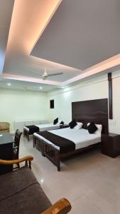 UPPERCREST RESIDENCY PALA