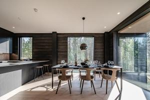 Fjällen Lumière Penthouse Ski-in Ski-out by Aavalevi