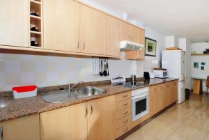 Apartment La Raspa Sea Views 2 Bedrooms By PVL