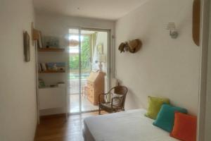 Escape in Cannes sea view and shared pool!