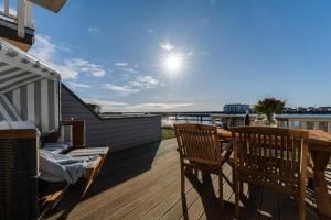 Dockside - Ostseeurlaub am Yachthafen