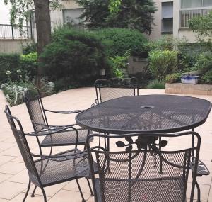 Lovely apartment overlookinggarden - Montparnasse Pasteur Eiffel