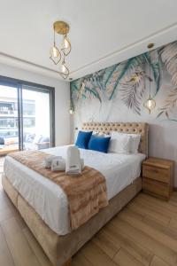 Beachfront gem with pool gym