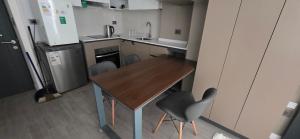 Depto acogedor cerca del Metro hasta 3 huéspedes