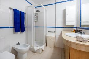 Tranquilidad frente al mar by CABANA Rentals