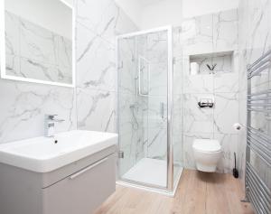 2-Bed Townhouse with Garden and Private Parking in D04