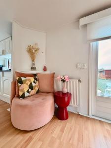 Gezellig chalet met 2 slaapkamers en zicht op het water