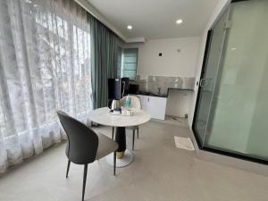 Aynah near ITC Infotech