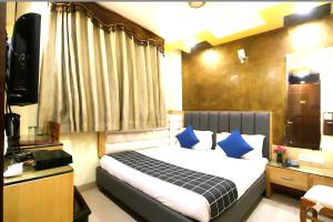 Prime Hotel Star ViewNear RK ashram metro5min from New Delhi railway station and Connaught place