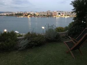 ΧΑΛΚΙΔΑ, Διαμέρισμα σε συγκρότημα με κήπο