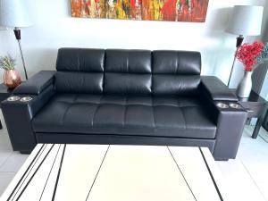 Beautiful top floor penthouse lovely sea views