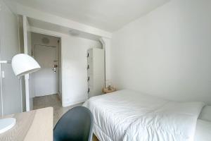 Charming 14m studio in Paris 17th arrondissement