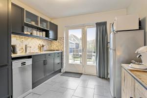 Zuiderdiep 37 - Noordzeepark Ouddorp NOT INTENDED FOR COMPANY OR WORK-RELATED STAYS