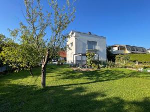 Ljubljana Garden Apartment - Free Parking