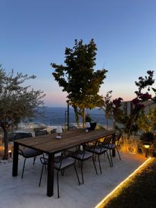 Green Coast Palase 241