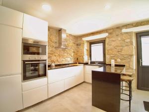 The Cliffs - Galleon Amieiro