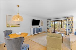 Mariners Walk 6B - Screen Porch Ocean Pool Walkout