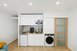 Bright studio, close to city centre and beaches