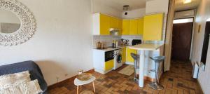 Charming beachfront studio in Fréjus Plage