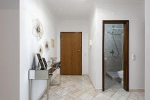 Mango 2 - Faro City Center by HD