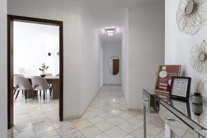 Mango 2 - Faro City Center by HD