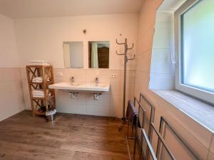 Apartment Benjamin by Interhome