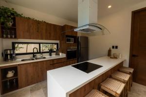 4BR Modern Luxury Villa with Private Pool & Concierge Service in Tulum