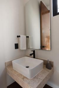 4BR Modern Luxury Villa with Private Pool & Concierge Service in Tulum