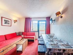 Apartment Les Olympiades-2 by Interhome