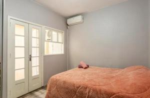 Spacious and well located 2 Bedrooms