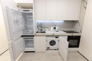 White Lines Premium Apartments City Center