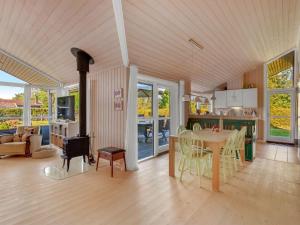 Holiday Home Arisa - 300m from the sea by Interhome