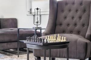 Casa Luna Tropical Pool Minutes to the Beach