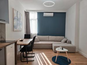 City Center - SOLs Apartment