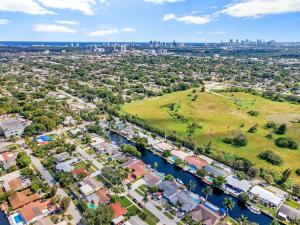Casa Utopia Waterfront Pool 15 min to Beach