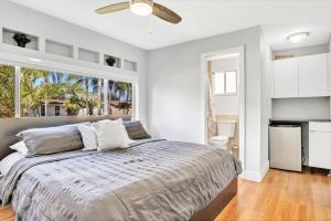 Casa Utopia Waterfront Pool 15 min to Beach